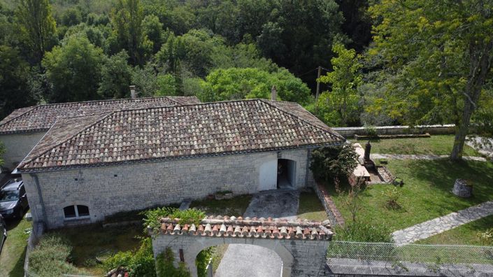 Image No.26-8 Bed House for sale