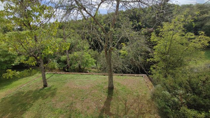 Image No.32-8 Bed House for sale