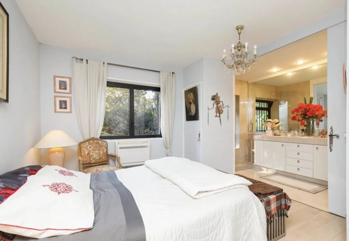 Image No.12-4 Bed House for sale