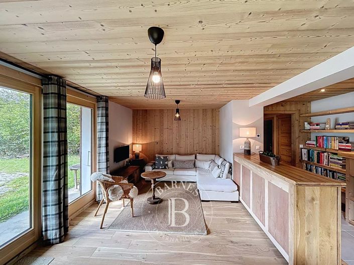 Image No.1-3 Bed Apartment for sale