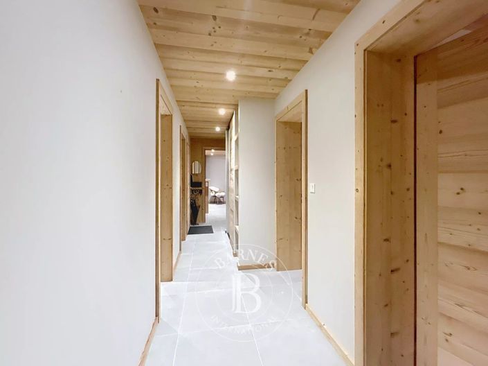 Image No.23-3 Bed Apartment for sale