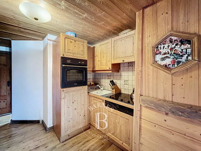 Image No.33-6 Bed House for sale