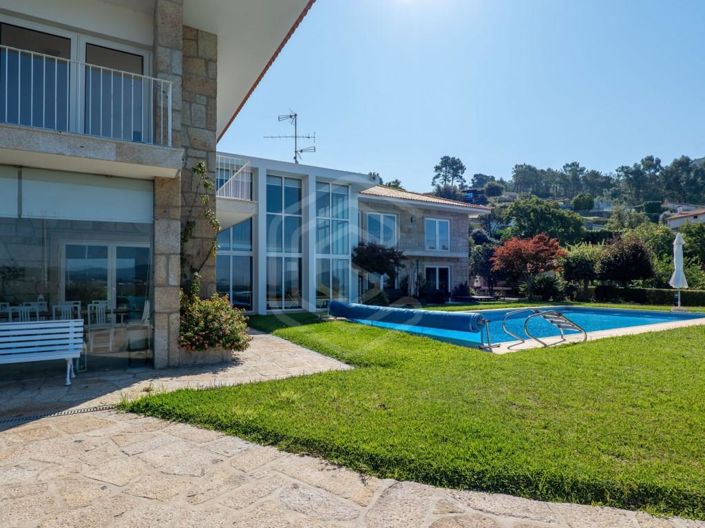 Image No.14-7 Bed House for sale