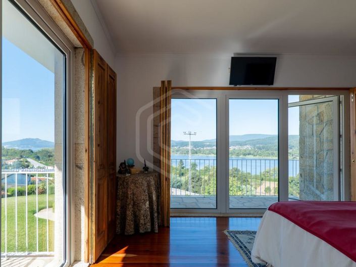 Image No.46-7 Bed House for sale