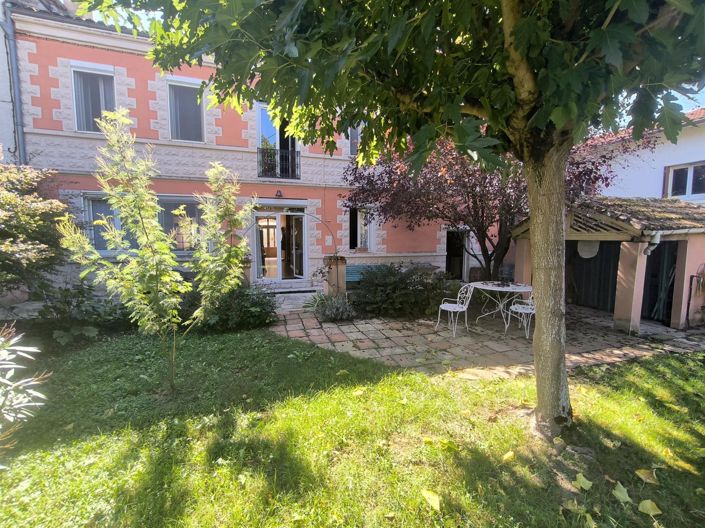 Image No.1-5 Bed House for sale