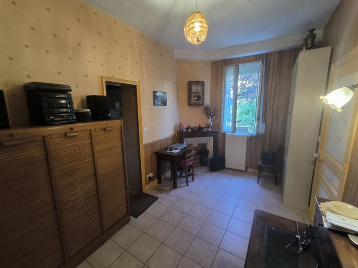 Image No.12-5 Bed House for sale