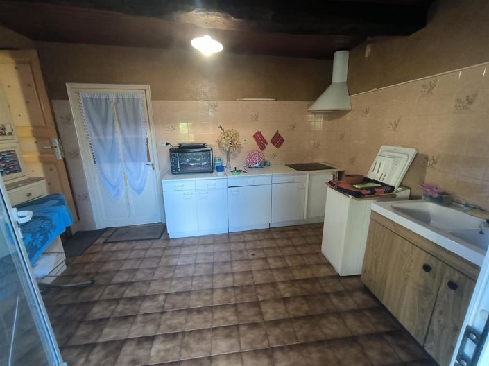 Image No.15-5 Bed House for sale