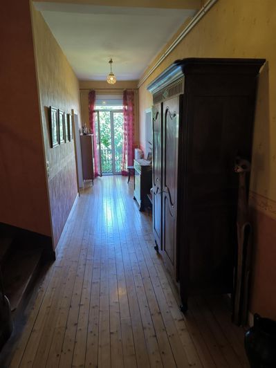 Image No.16-5 Bed House for sale