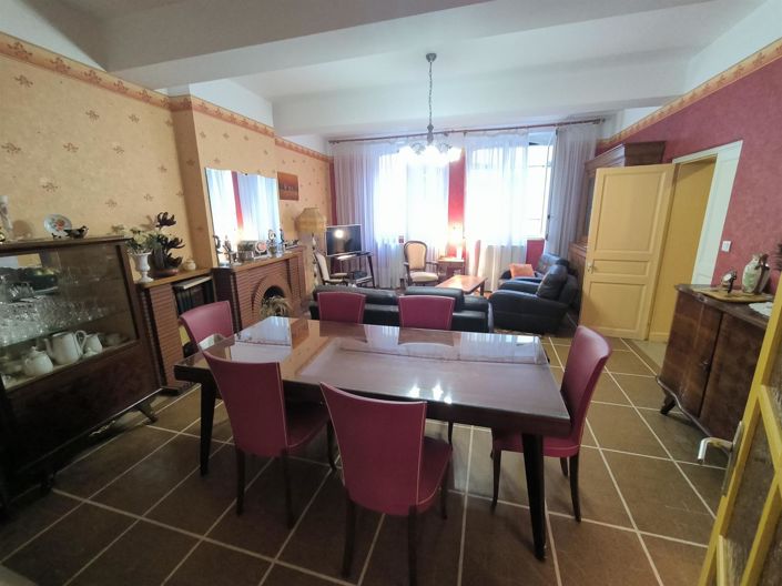 Image No.5-5 Bed House for sale