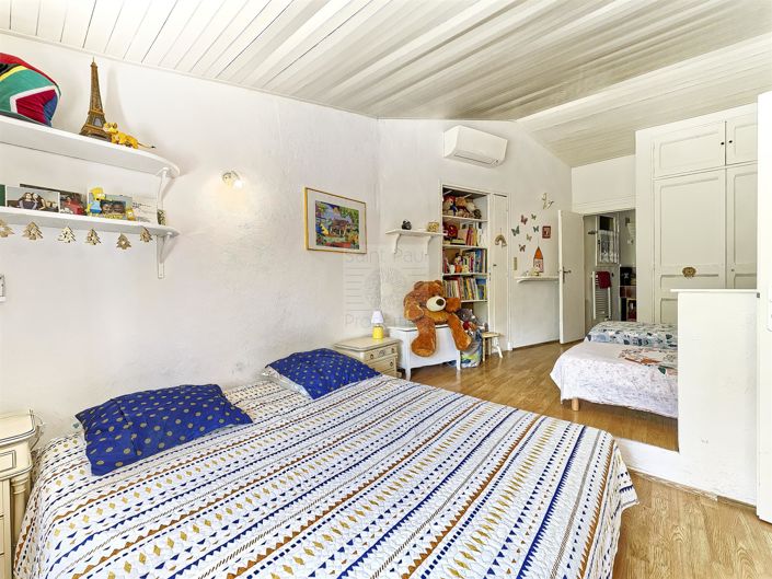 Image No.21-3 Bed House for sale