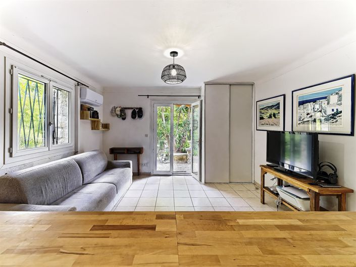 Image No.23-3 Bed House for sale