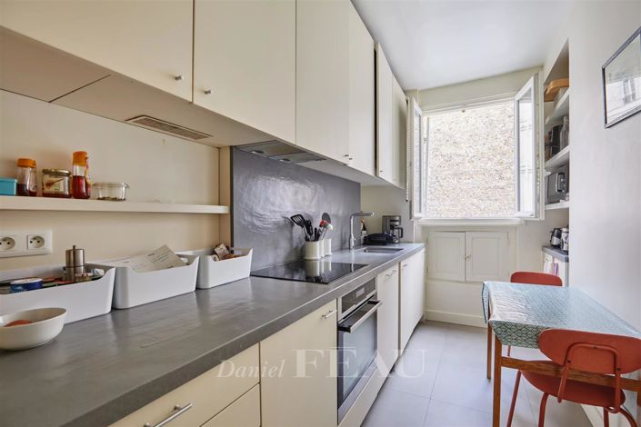 Image No.8-3 Bed Apartment for sale