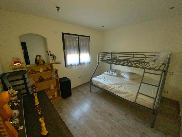 Image No.11-4 Bed House for sale