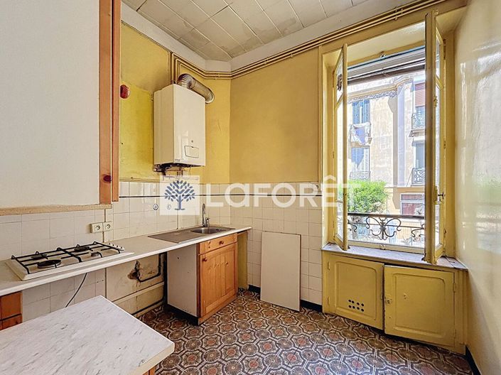 Image No.10-3 Bed Apartment for sale