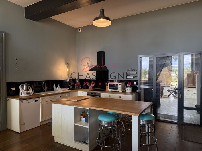 Image No.18-4 Bed House for sale