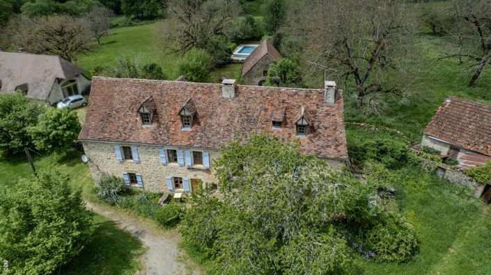 Image No.1-5 Bed House for sale