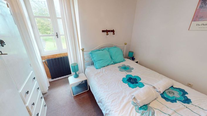 Image No.18-5 Bed House for sale