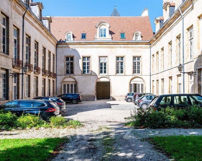 Image No.10-4 Bed Apartment for sale