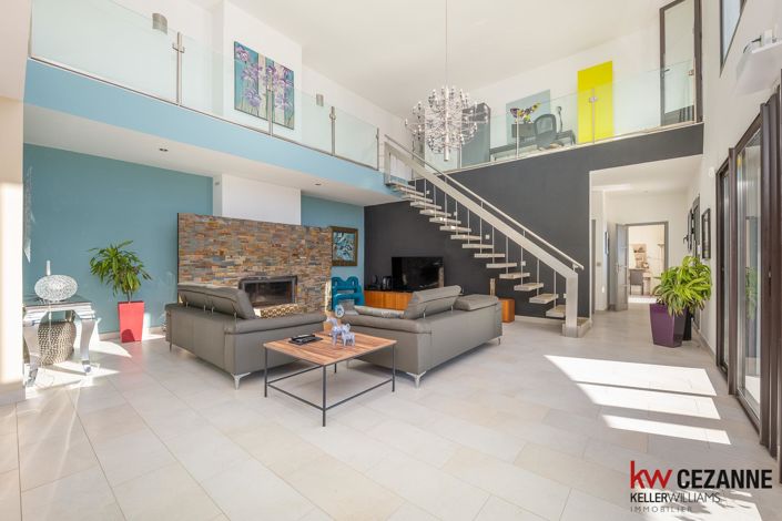 Image No.16-4 Bed House for sale