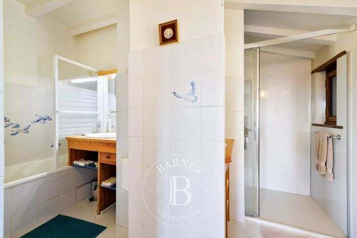 Image No.14-House for sale