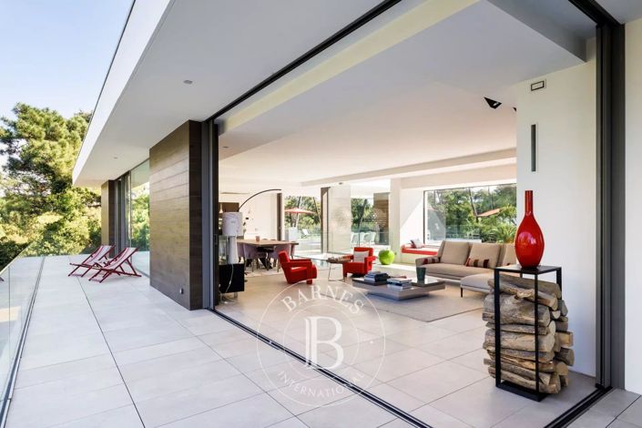 Image No.15-House for sale