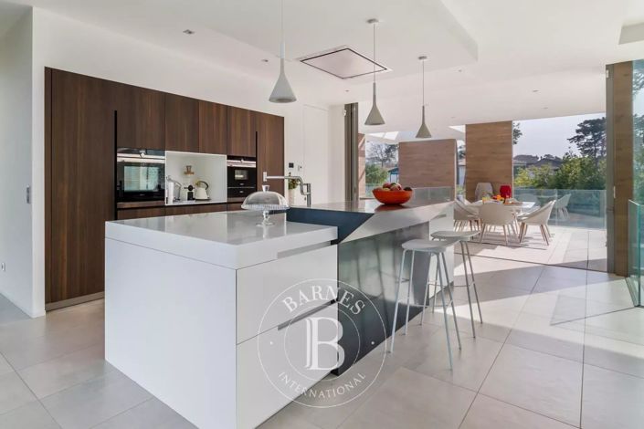 Image No.19-House for sale