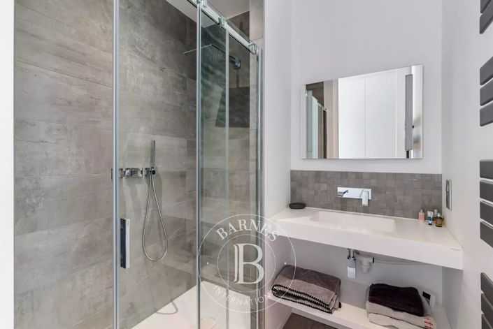 Image No.28-House for sale