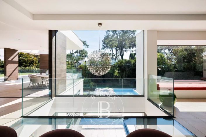 Image No.9-House for sale