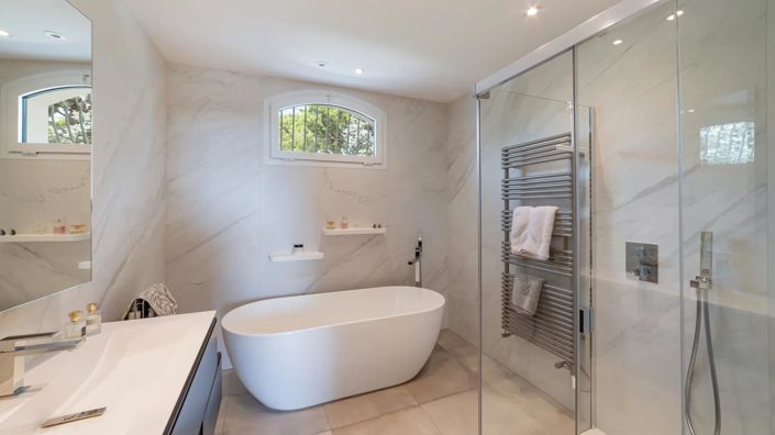 Image No.14-5 Bed House for sale