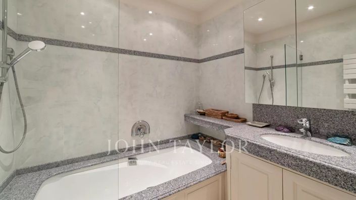 Image No.18-2 Bed Apartment for sale