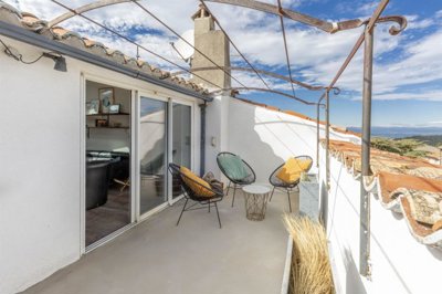 2 Bed Apartment for sale