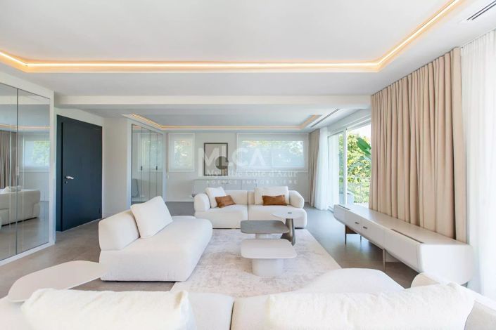 Image No.7-6 Bed House for sale