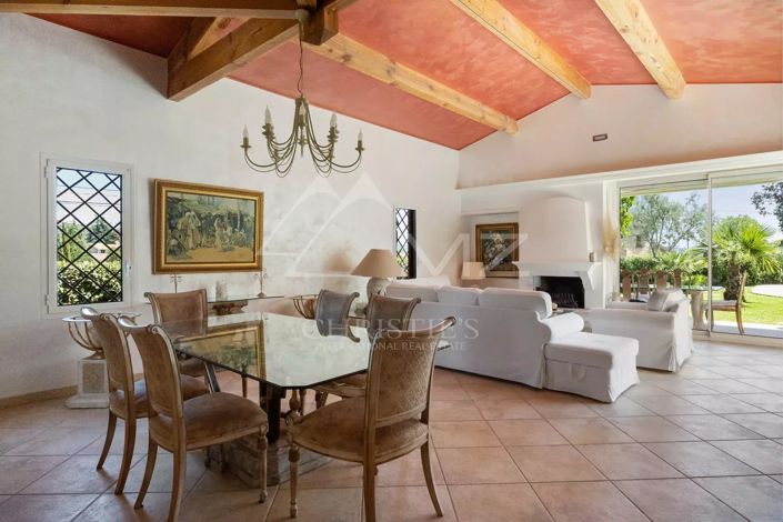 Image No.5-3 Bed House for sale