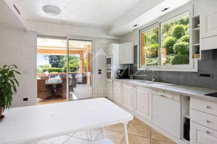 Image No.7-3 Bed House for sale