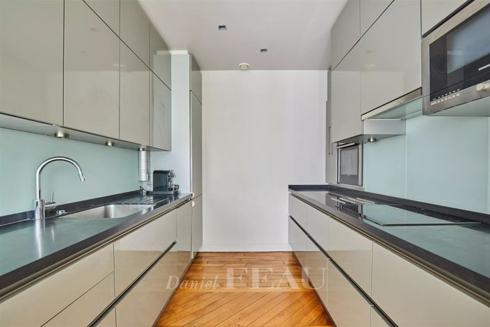 Image No.11-2 Bed Apartment for sale