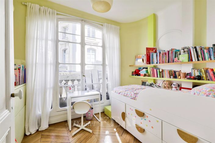 Image No.18-3 Bed Apartment for sale