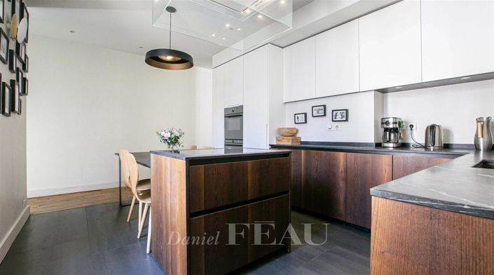 Image No.5-5 Bed Apartment for sale