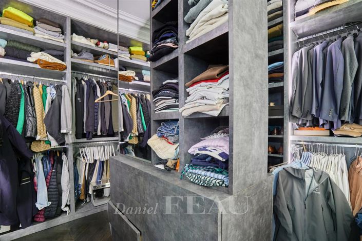 Image No.29-4 Bed Apartment for sale