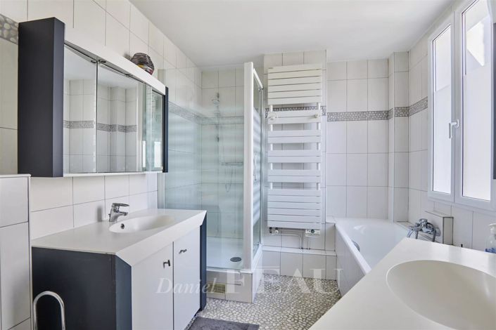 Image No.36-4 Bed Apartment for sale