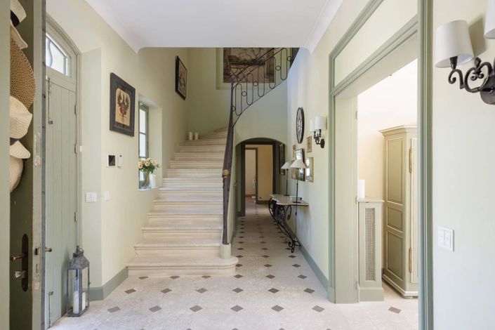 Image No.11-8 Bed House for sale