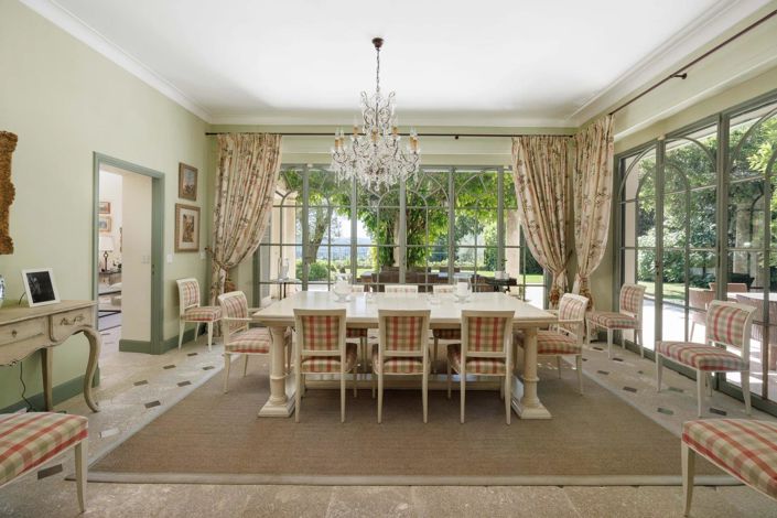 Image No.4-8 Bed House for sale