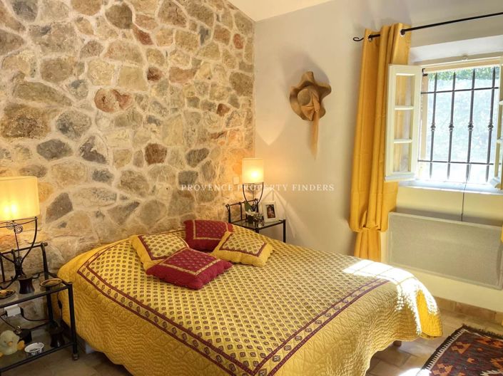 Image No.6-4 Bed House for sale