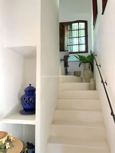 Image No.9-4 Bed House for sale