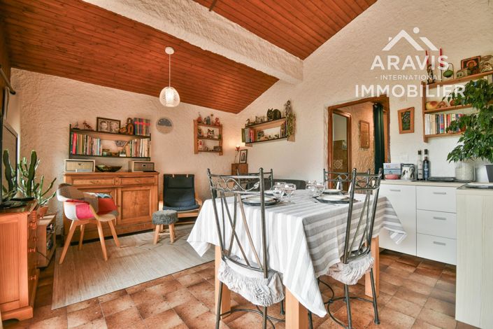 Image No.3-3 Bed Apartment for sale