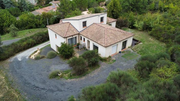 Image No.2-4 Bed House for sale