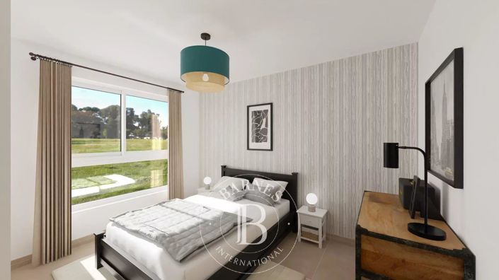 Image No.11-3 Bed Apartment for sale