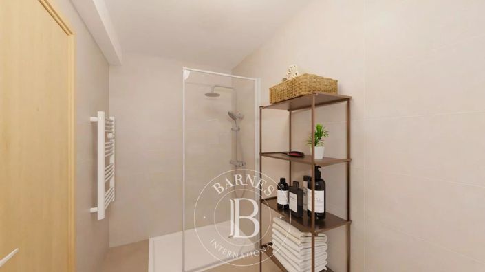 Image No.12-3 Bed Apartment for sale