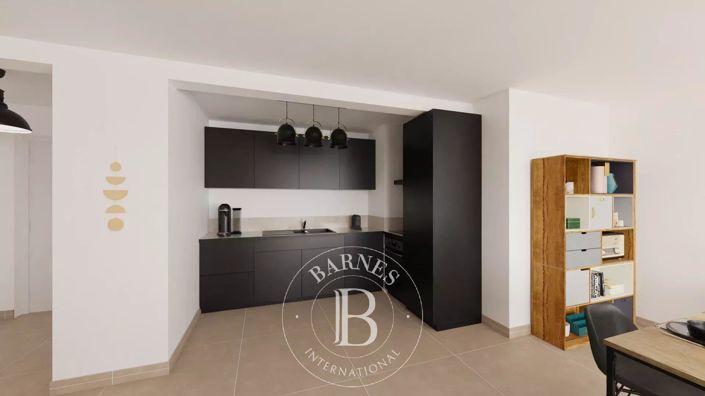 Image No.8-3 Bed Apartment for sale