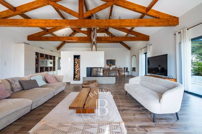 Image No.2-4 Bed Apartment for sale