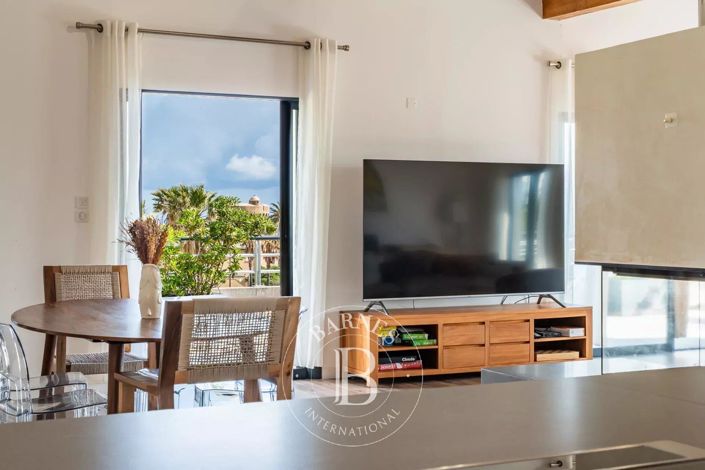 Image No.8-4 Bed Apartment for sale